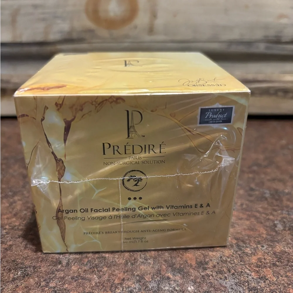 Argan Oil Facial Peeling Gel with Vitamins E & A - Gold
